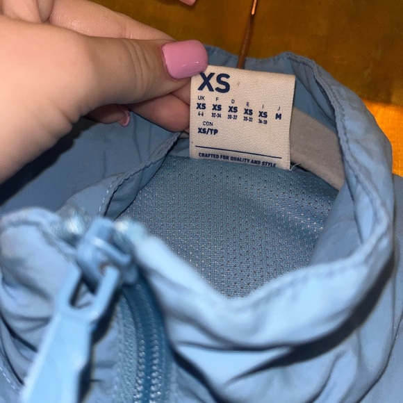 NWOT Reebok x Urban Outfitters Classic Lost & Found Vector Color Block Jacket - Picture 8 of 9